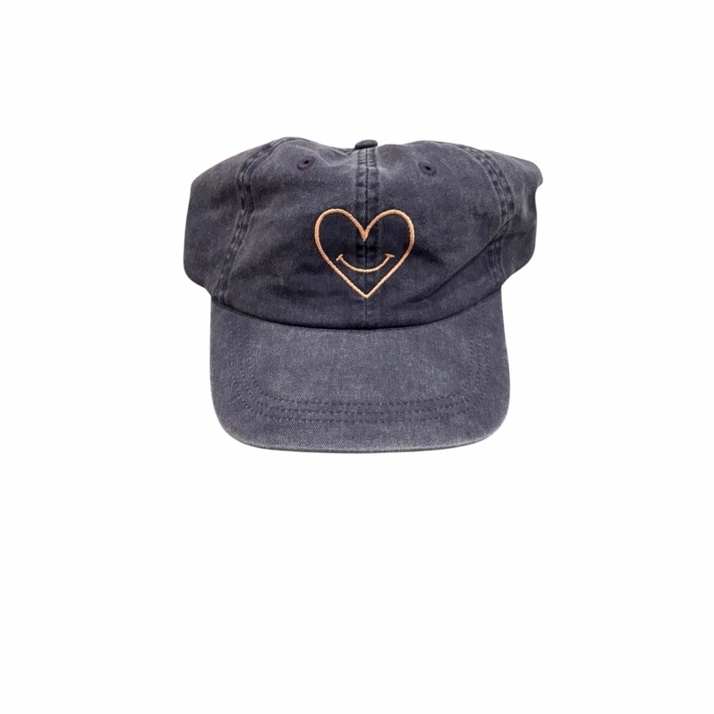cinq à sept Smiley Heart Hat OS Adjustable | New - Picture 3 of 10